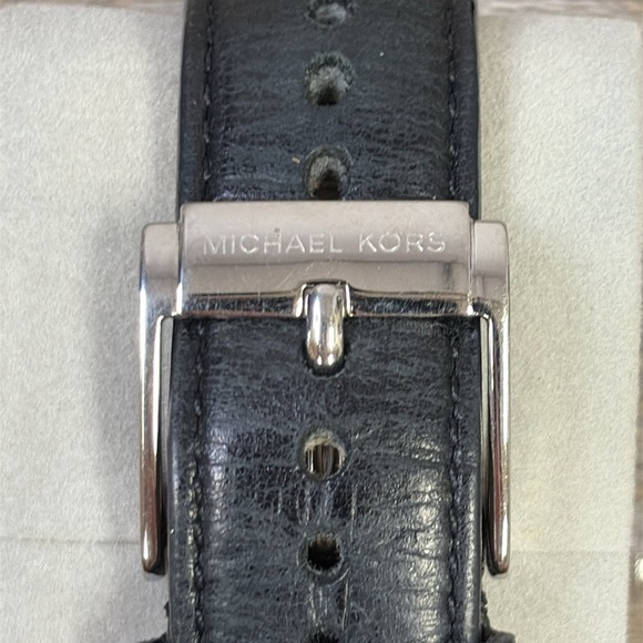 Michael Kors Crystal Glitz LAYTON Watch - Picture 5 of 8